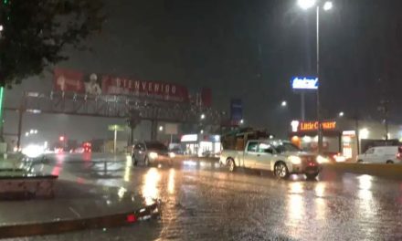 Frente frío deja fuertes lluvias en Sabinas