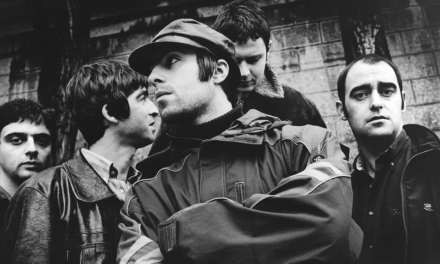 Investigan a Ticketmaster por precios variables para conciertos de Oasis