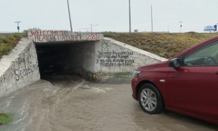 Paso pluvial de Misión Cerritos se inunda