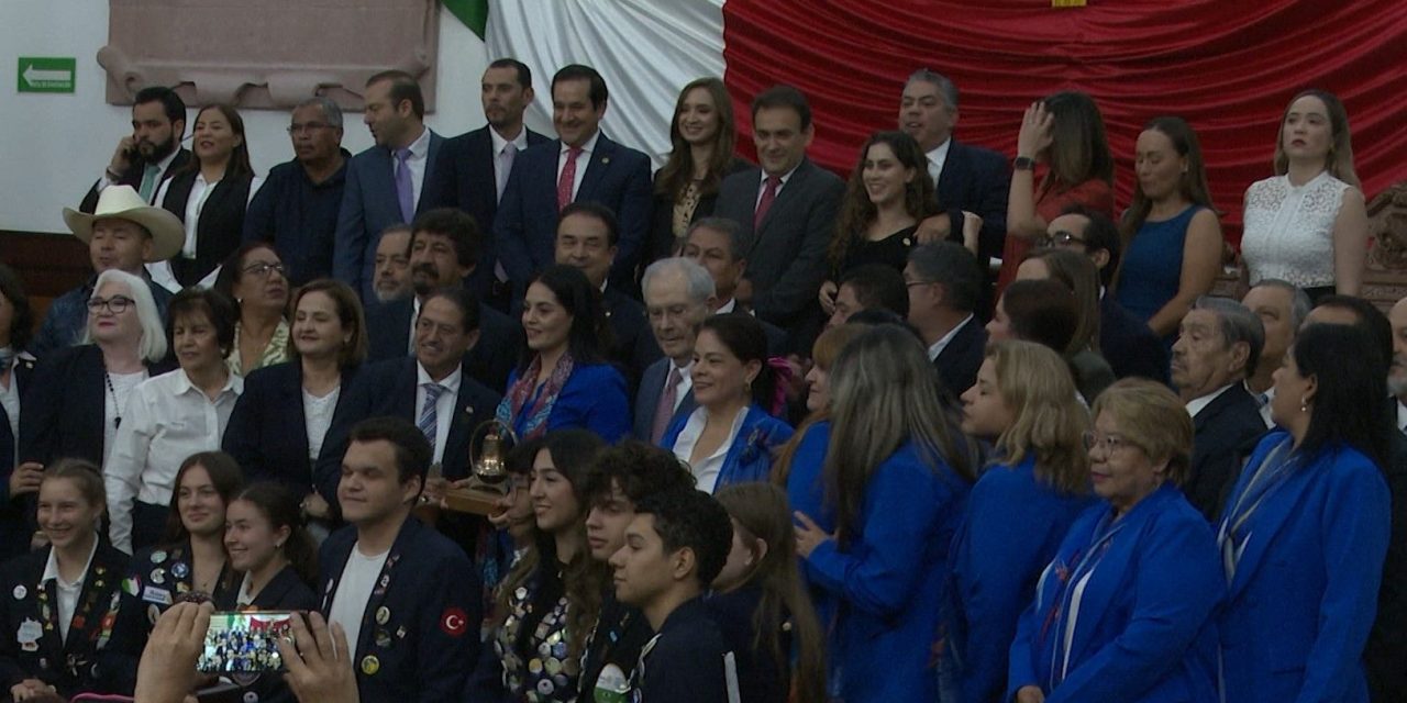 Reconoce Congreso Estatal labor de Rotarios de Saltillo