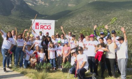 Fundación RCG reforesta el Cañón de San Lorenzo con pinos piñones