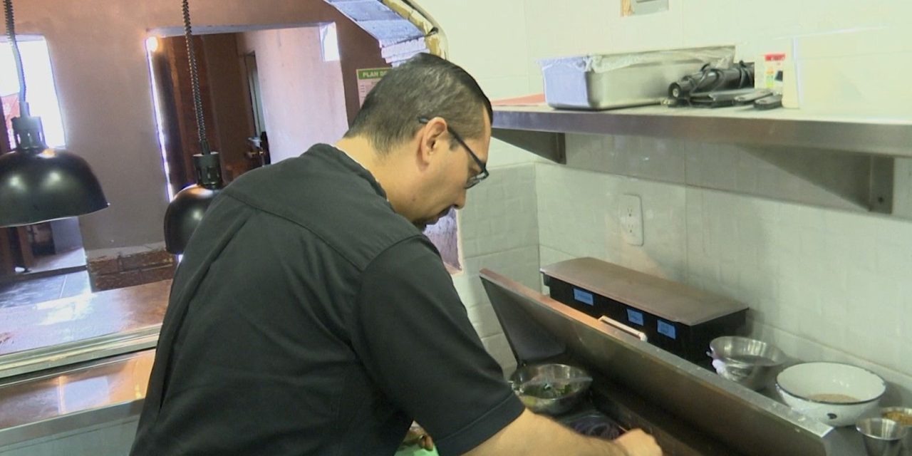 Restaurantes se preparan para el incremento de ventas de comida mexicana tradicional