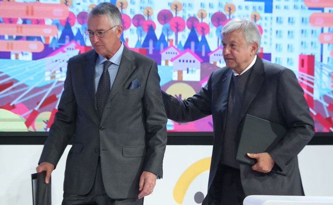 López Obrador, afirmó que su gobierno no es un ‘títere de los grupos de poder económico’