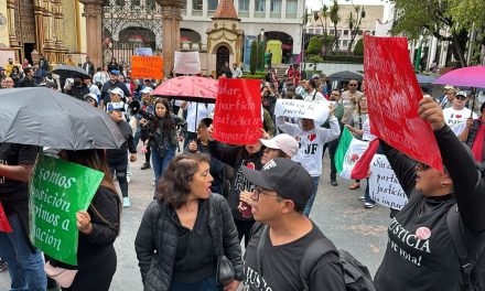 Levantan trabajadores del Poder Judicial plantón en San Lázaro y el Senado