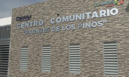 Vecinos de la colonia Parajes de los Pinos  reciben centro comunitario por parte del alcalde de Ramos Arizpe