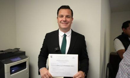 Se registra Federico Fernández Montañez para fiscal general del estado