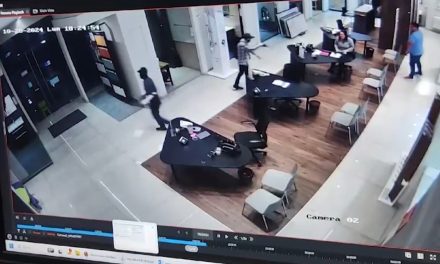 Asaltan enmascarados tienda Interceramic Monclova