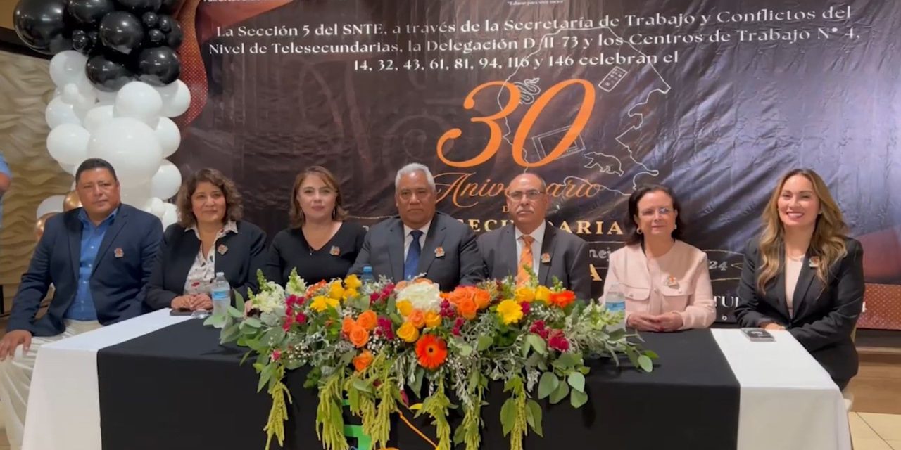 Celebran el vigésimo aniversario de las telesecundarias en el Estado