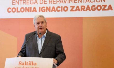 Entrega Chema Fraustro obra en el bulevar Solidaridad, en la colonia Zaragoza