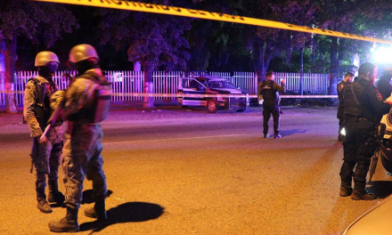 Ataque armado contra policías municipales en Navolato deja dos muertos y dos heridos graves