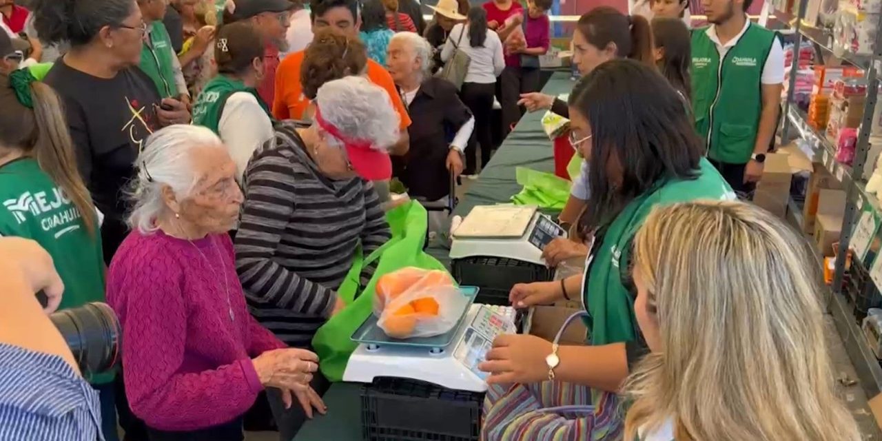 Desarrollan la segunda edición del mercadito Mejora al sur de Saltillo