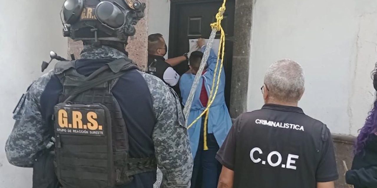 Detienen a dos personas en cateo en Saltillo