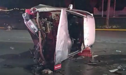 Hombre terminó lesionado tras sufrir volcadura en Saltillo