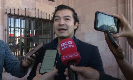 Lleva el ICOJUVE pláticas y conferencias a las colonias populares