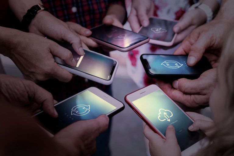 Bienestar lanza programa de conectividad para beneficiarios de programas sociales