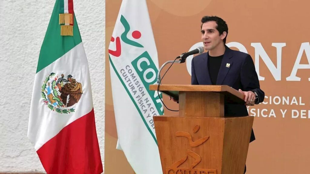 La Conade aumenta beca a los atletas bajo la dirección de Rommel Pacheco