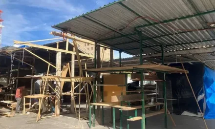 Comienza la instalación del Mercadito Navideño en Torreón