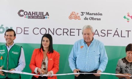 Entrega Chema Fraustro obra en periférico Luis Echeverría