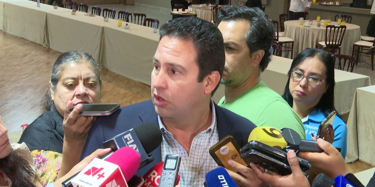 Javier Díaz planea estrategia en movilidad