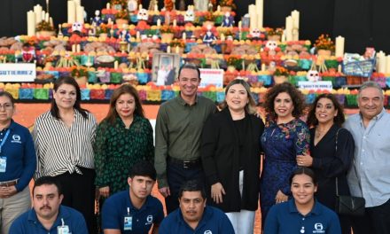 Instalan altar en honor al matrimonio Gutiérrez Salinas