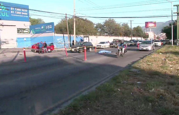Tragedia en Monterrey: Mujer pierde la vida al intentar cruzar avenida