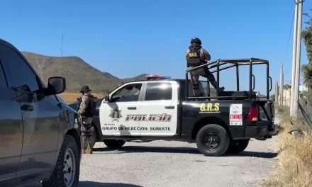 Encuentran a un hombre sin vida en la carretera Saltillo-Torreón