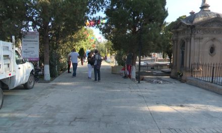 No fue este año buen negocio para la venta de flores en Saltillo