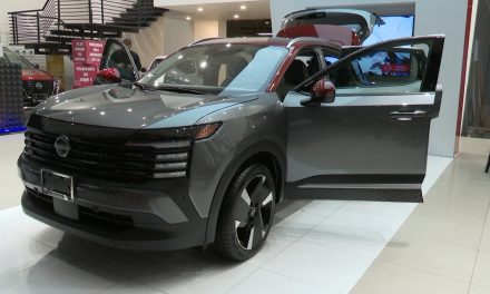 Presentan la unidad Kicks 2025