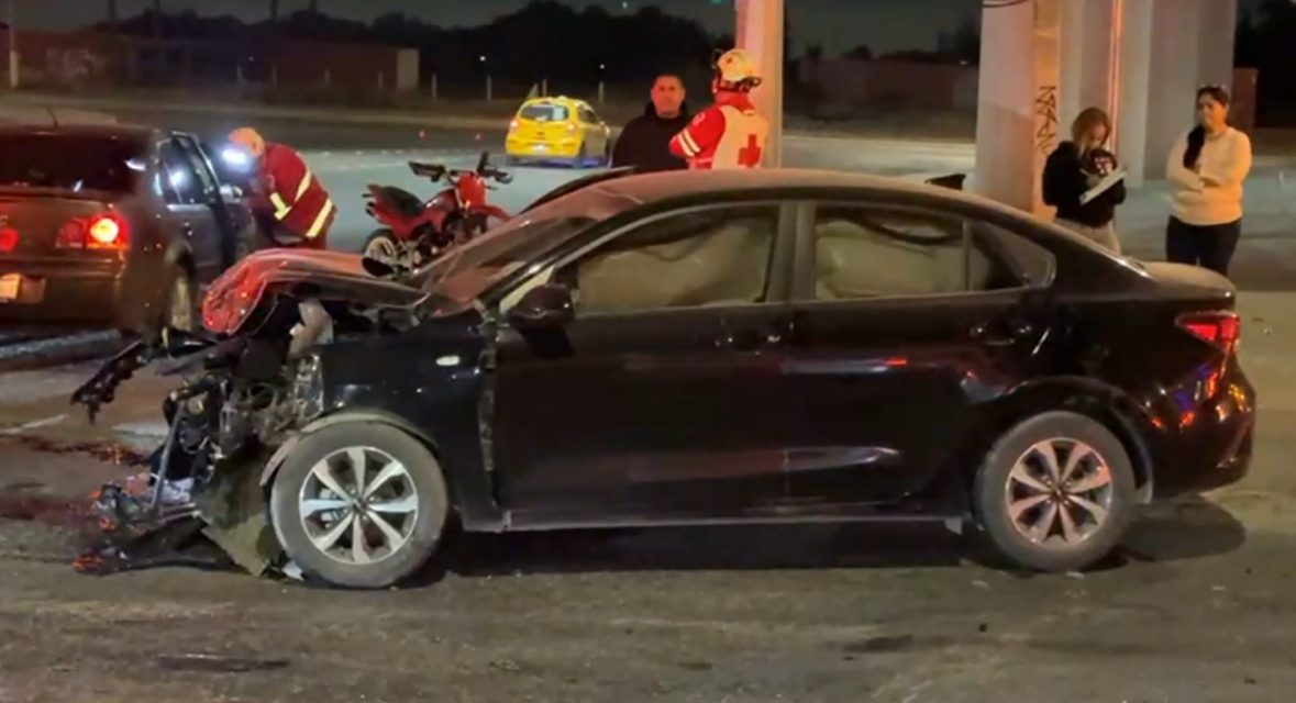 Saltillo: Queda lesionado tras provocar accidente, quitó derecho de paso