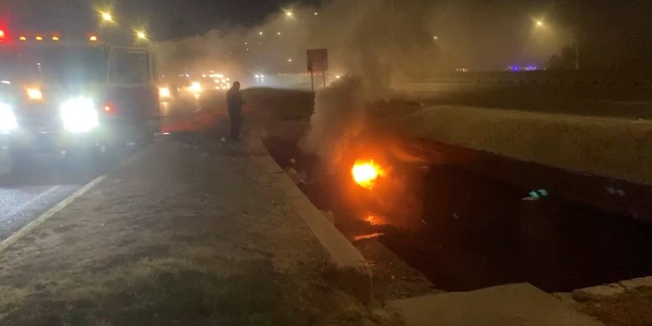 Queman basura en coladeras de Saltillo