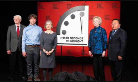 El Reloj del Fin del Mundo sigue marcando la mayor cercanía a la catástrofe global