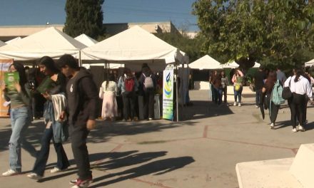 Promueve la UAdeC su oferta educativa