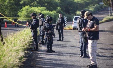 Nuevo fin de semana de violencia en Sinaloa: cinco asesinatos, explosiones y bloqueos en carreteras