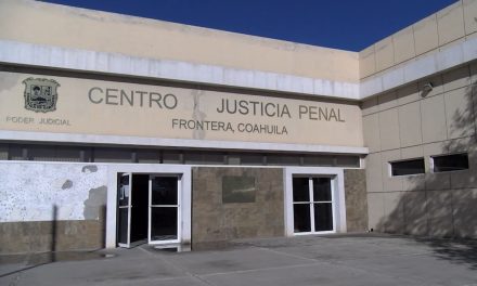 Hombre abusa sexualmente de su compadre