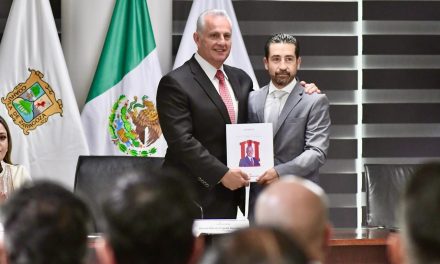 Román Cepeda entrega su Tercer Informe ante el Cabildo