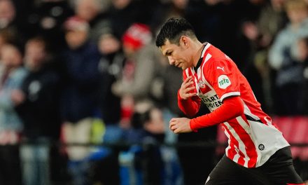 Hirving Lozano se despide de Europa con ovación en el triunfo del PSV sobre el Feyenoord