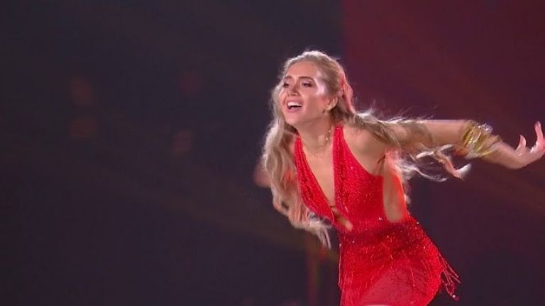Ella es Elena Gouliakova, la expatinadora rusa que ahora vive en las calles de Monterrey