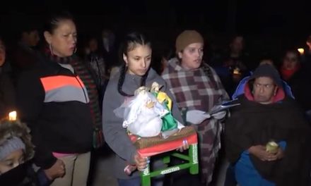 Las tradicionales posadas son una celebración que une a la gente.