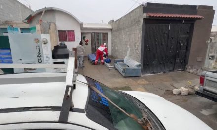 Hombre se cae de escalera y termina lesionado en Saltillo