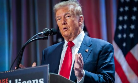 Donald Trump amenaza con exigir la devolución del Canal de Panamá por tarifas ‘exorbitantes’