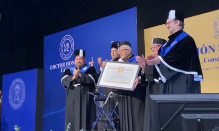 Entrega UAdeC Doctorado Honoris Causa a José Narro Robles y José Fuentes García