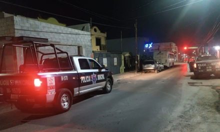 Van sobre banda de roba casas en Saltillo que operan al oriente de la ciudad