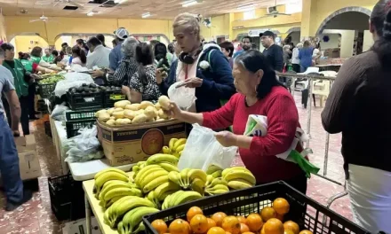 Recibe colonia Occidental al Mercadito Mejora