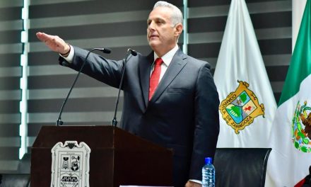 Torreón: Rinde protesta Román Cepeda en sesión solemne