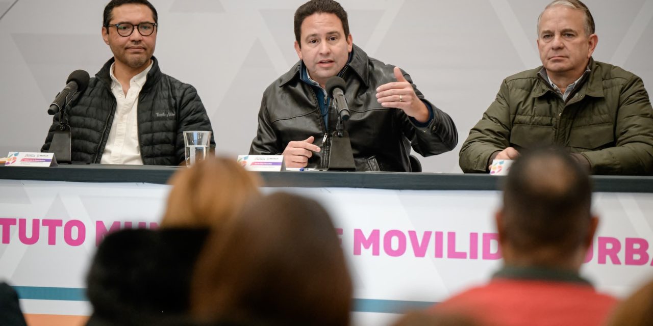 Trabaja Javier Díaz para mejorar la movilidad en Saltillo
