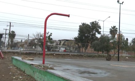 Canchas deportivas en malas condiciones en la colonia Río Bravo