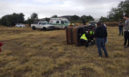Dos extranjeros terminan lesionados tras accidente en globo aerostático en el Estado de México