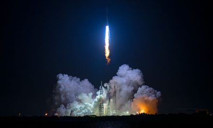Jeff Bezos lanza su cohete ‘New Glenn’ para competir contra Elon Musk