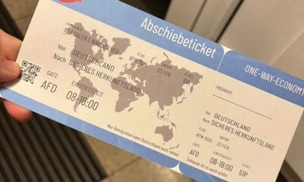 Ultraderechistas alemanes reparten boletos de deportación a migrantes