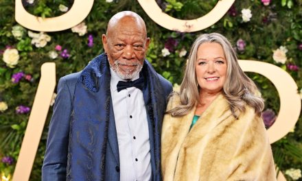 Morgan Freeman es premiado los Joy Awards por su vasta trayectoria